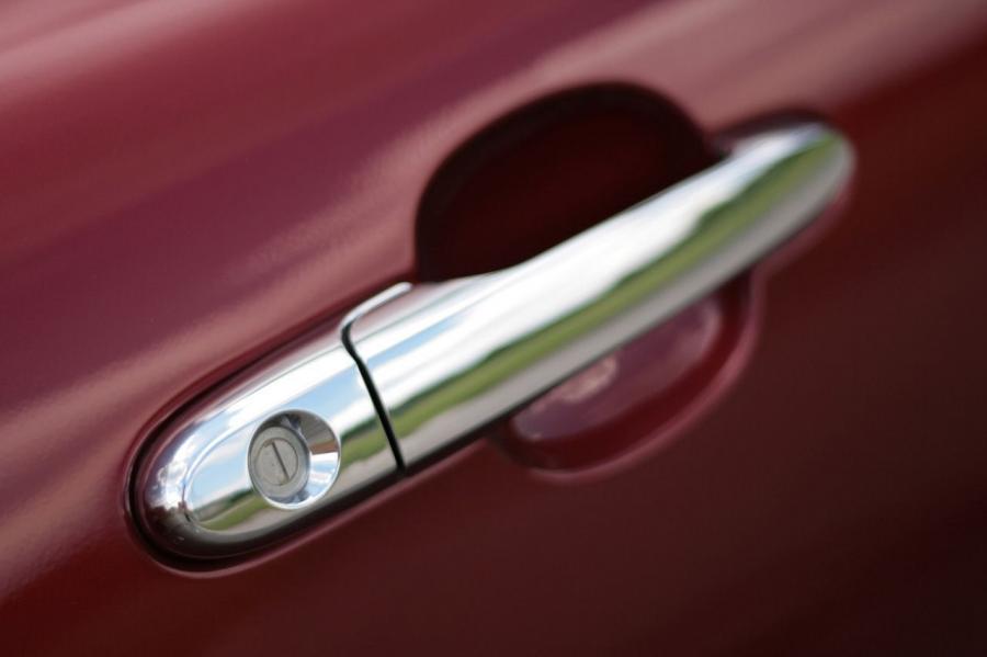  Pontiac Solstice GXP 2009 года  (фото 45 из 57)